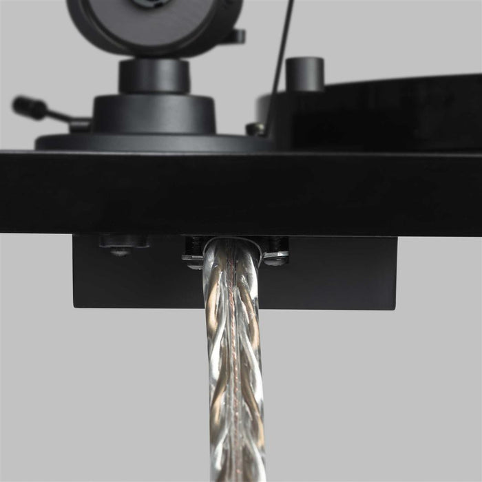 Pro-ject Essential III A Piano Black Turntable